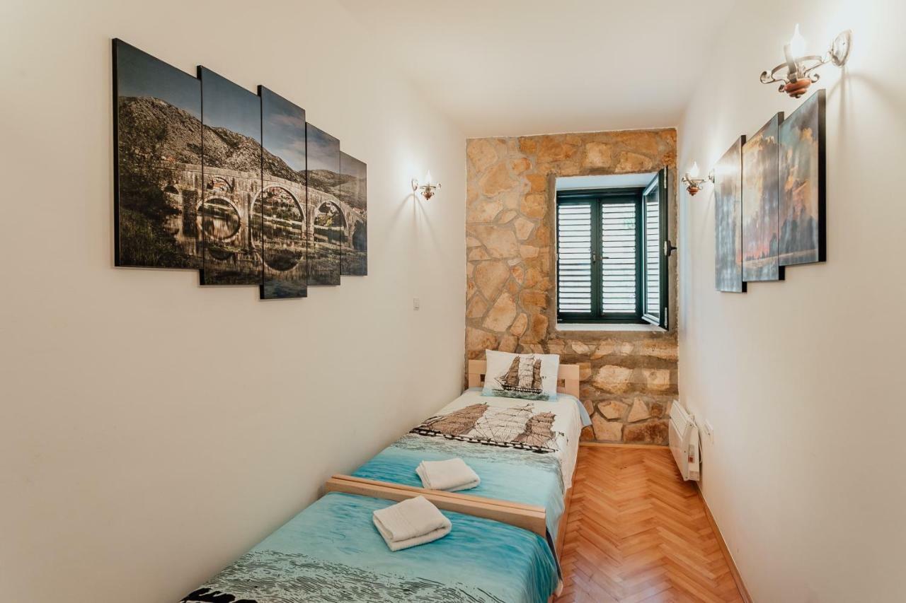 Stone House Herceg Novi Eksteriør billede